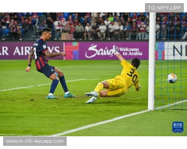 柔佛新山用进攻反击申花,上海申花客场1-3不敌,部队三个一致